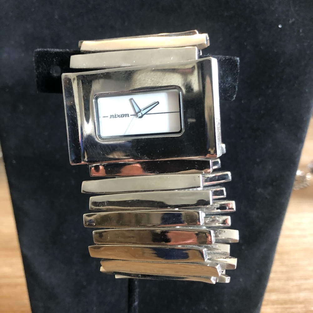 Nixon “The Mazzy” Watch
